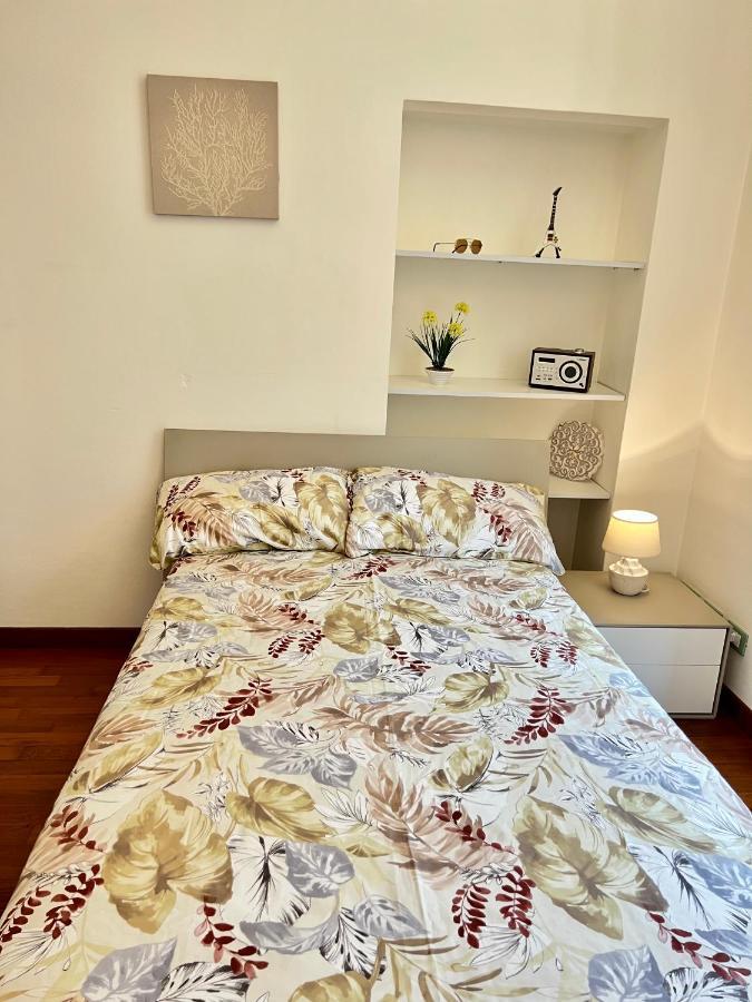 Divina Luxury Apartment With Jacuzzi Near The Lake Como Bagian luar foto