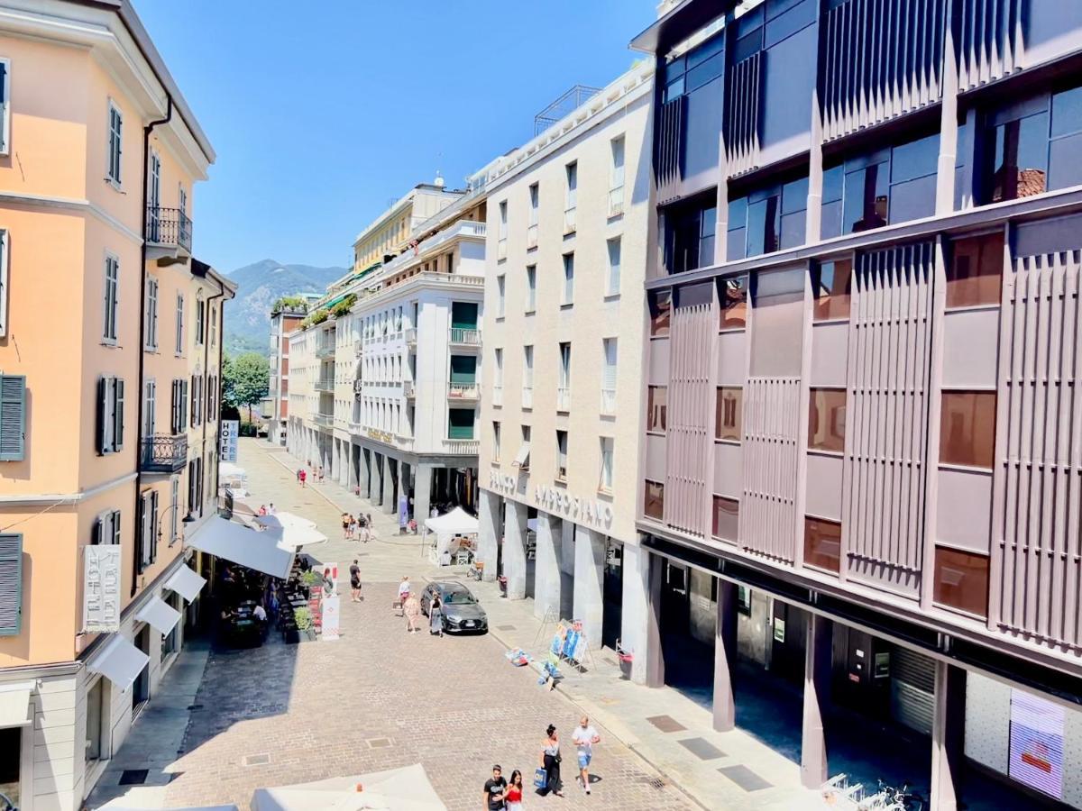 Divina Luxury Apartment With Jacuzzi Near The Lake Como Bagian luar foto