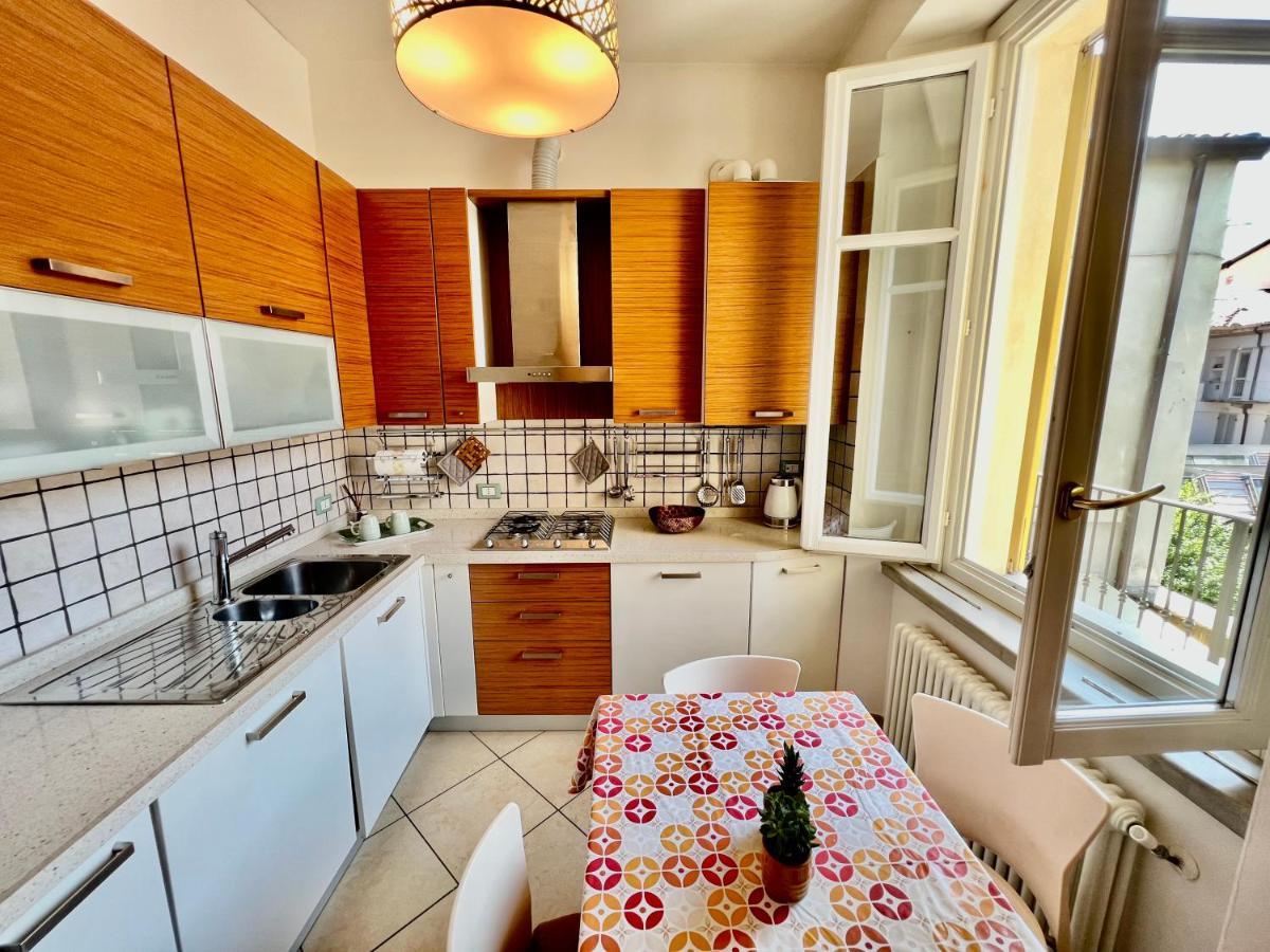 Divina Luxury Apartment With Jacuzzi Near The Lake Como Bagian luar foto